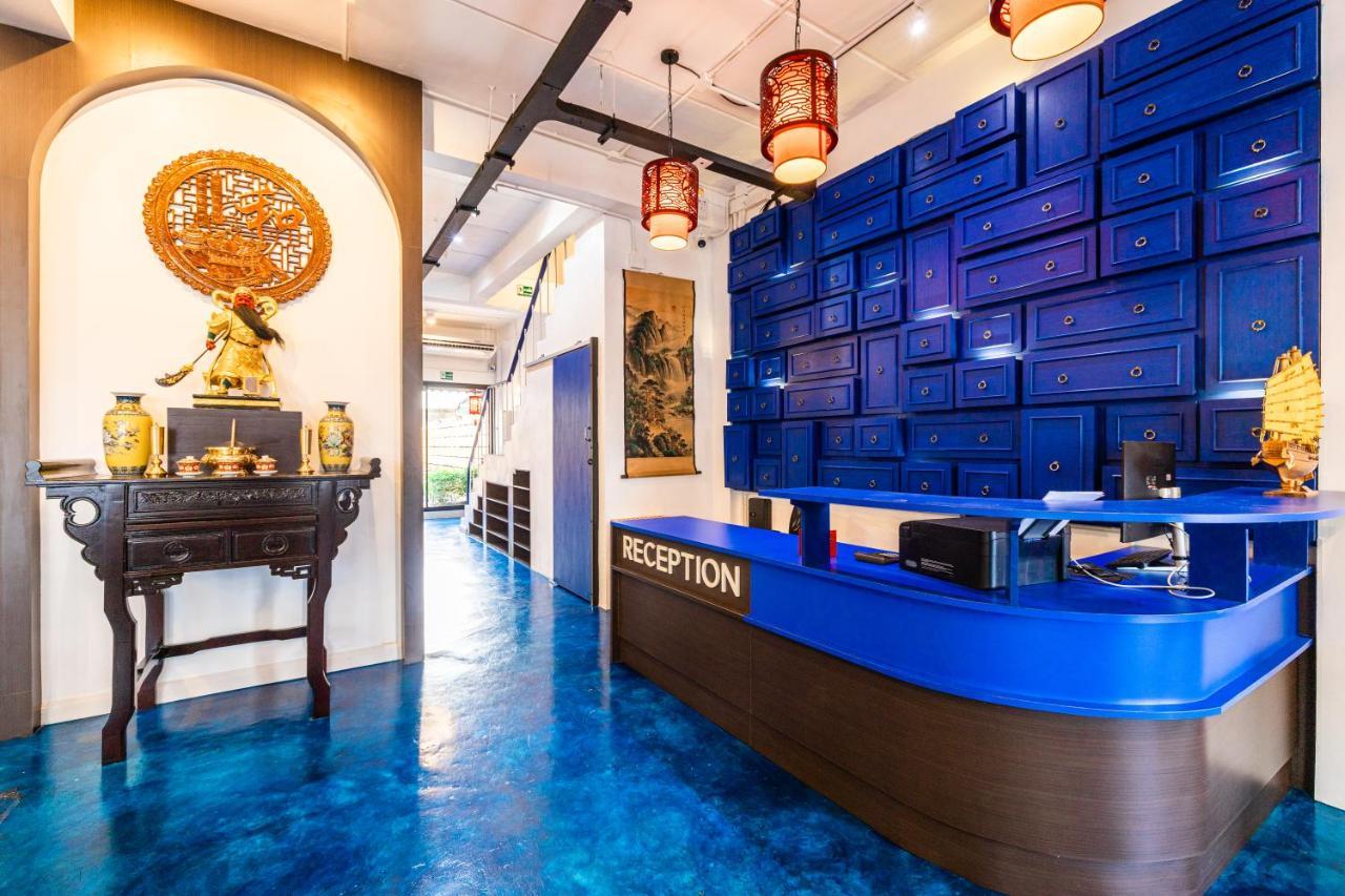 Хостел Marco Polo Phuket Poshtel & Bistro Екстер'єр фото